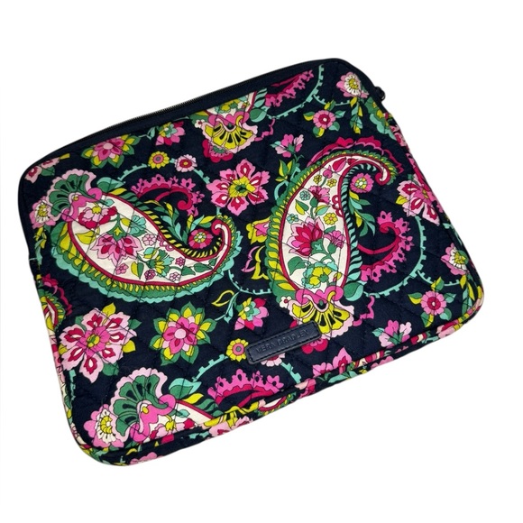 Vera Bradley BOGO FREE SALE iPad / Tablet Case in Petal Paisley Pattern - Picture 3 of 6